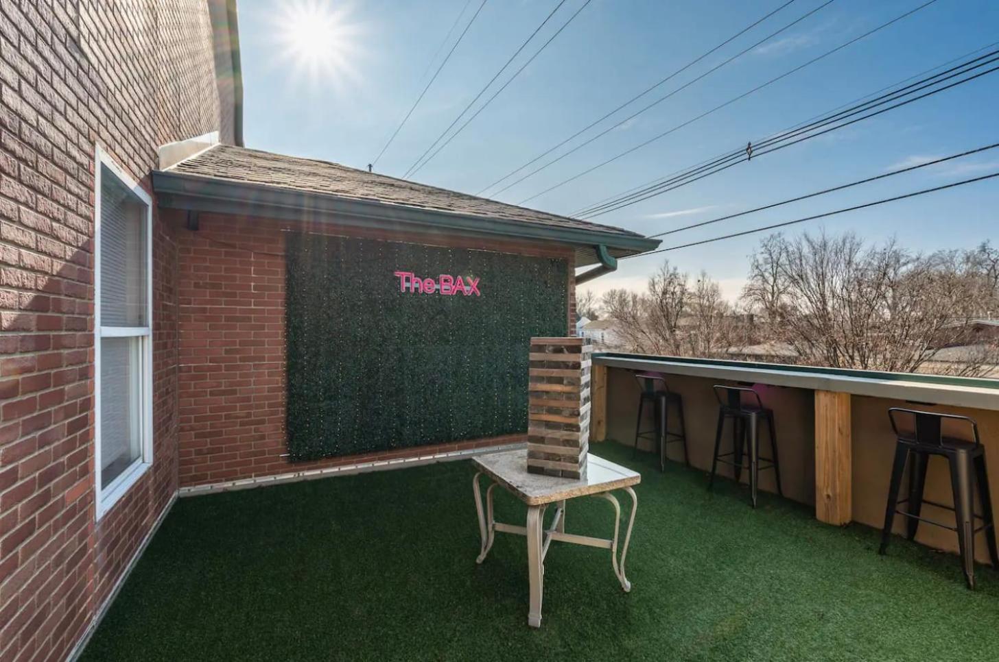 Apartment The Bax Louisville's Premier Nightlife Hub *