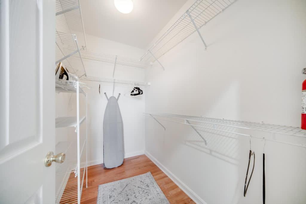 Apartment The Bax Louisville's Premier Nightlife Hub *