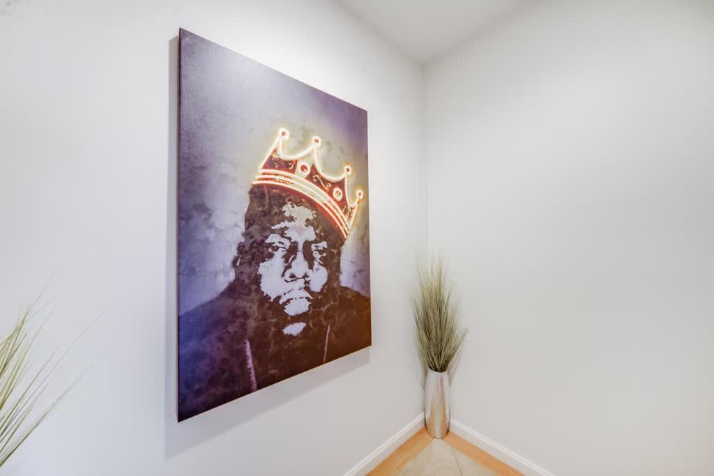Apartment The Bax Louisville's Premier Nightlife Hub *